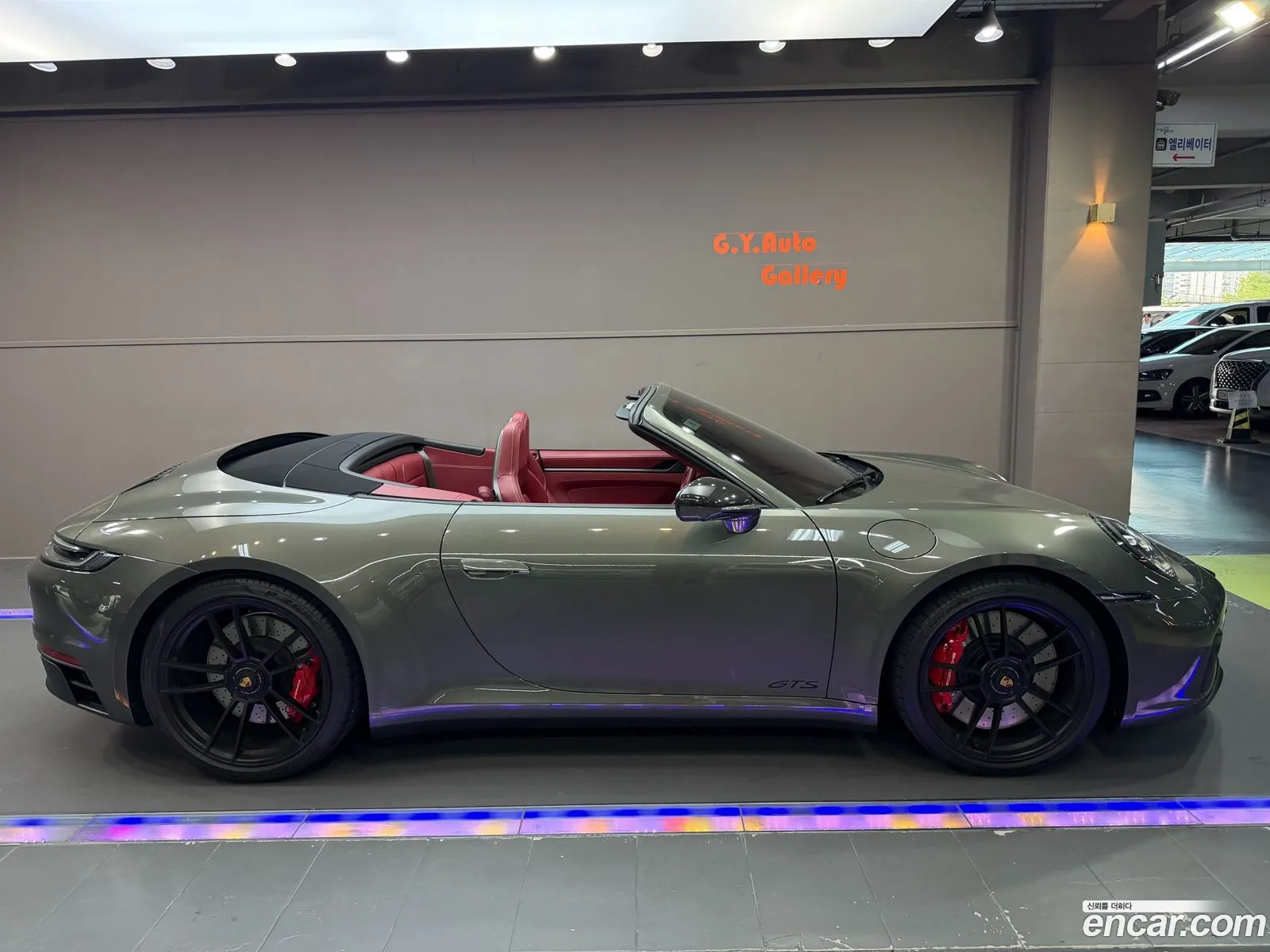 Porsche 911 2023 — 4