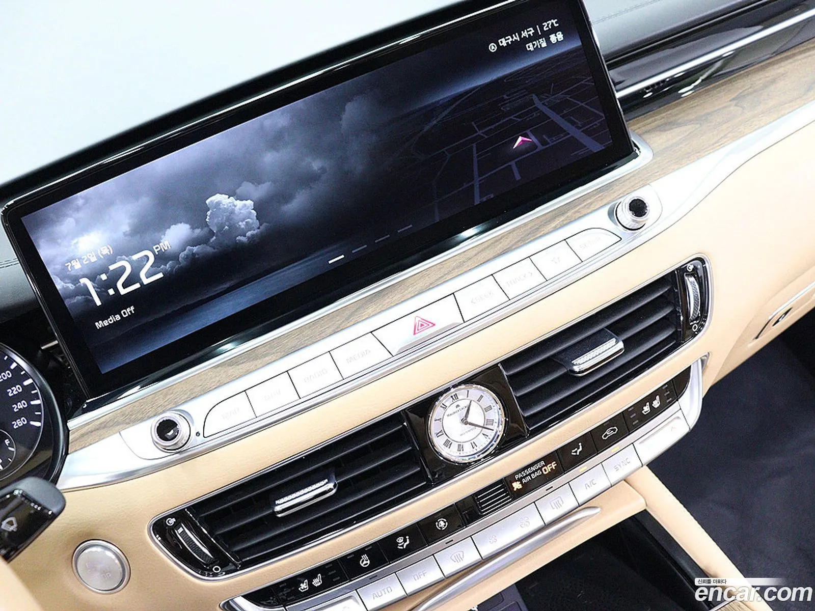 Kia K9 2021 — 17