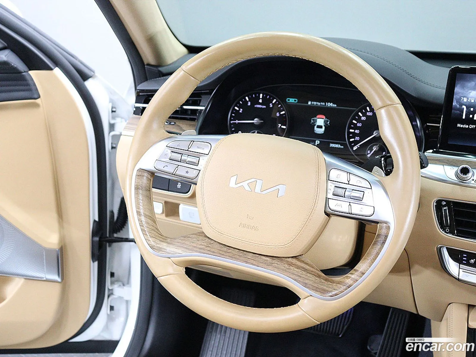 Kia K9 2021 — 8