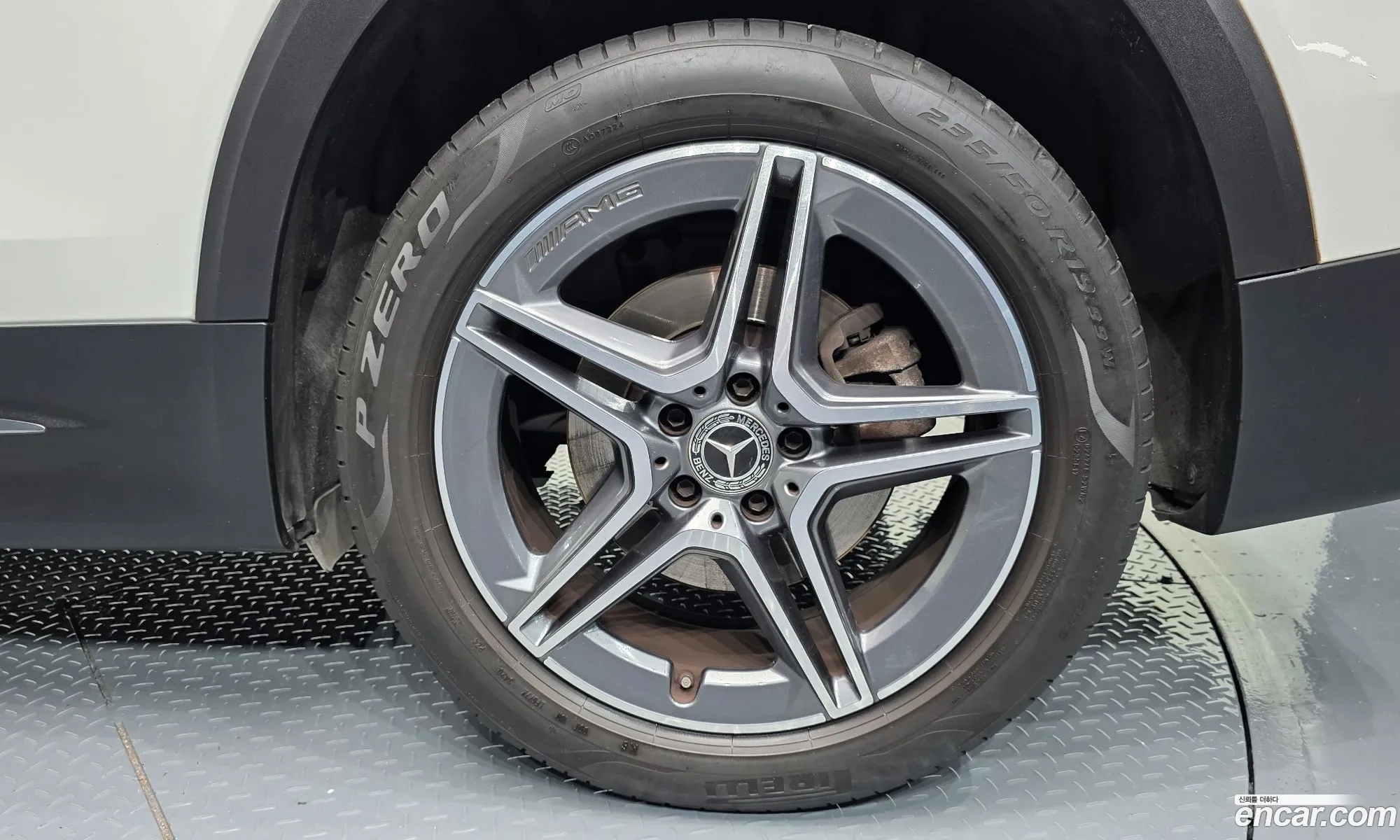 Mercedes-Benz GLB-Class X247 2021 — 30