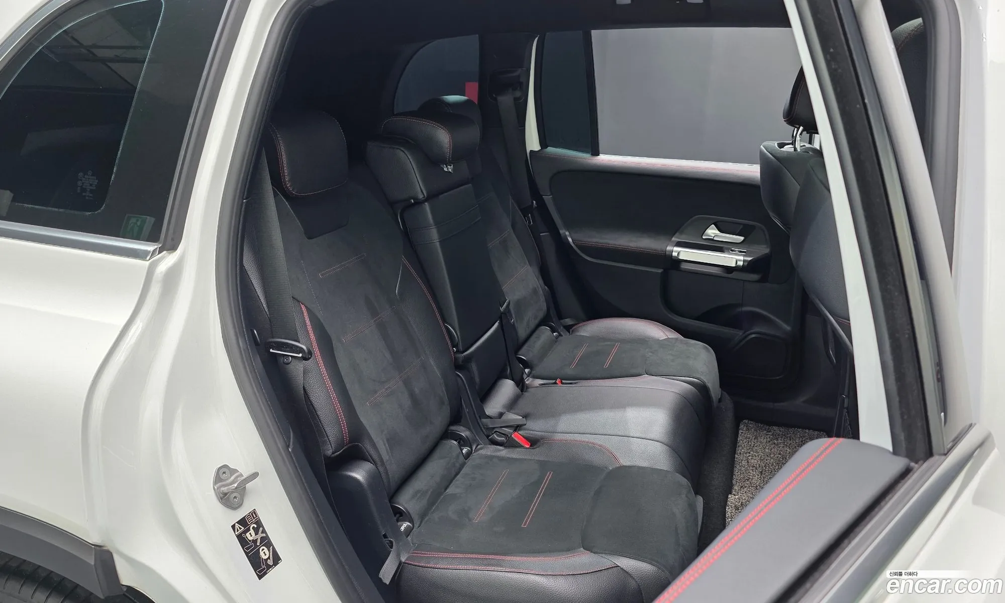Mercedes-Benz GLB-Class X247 2021 — 8
