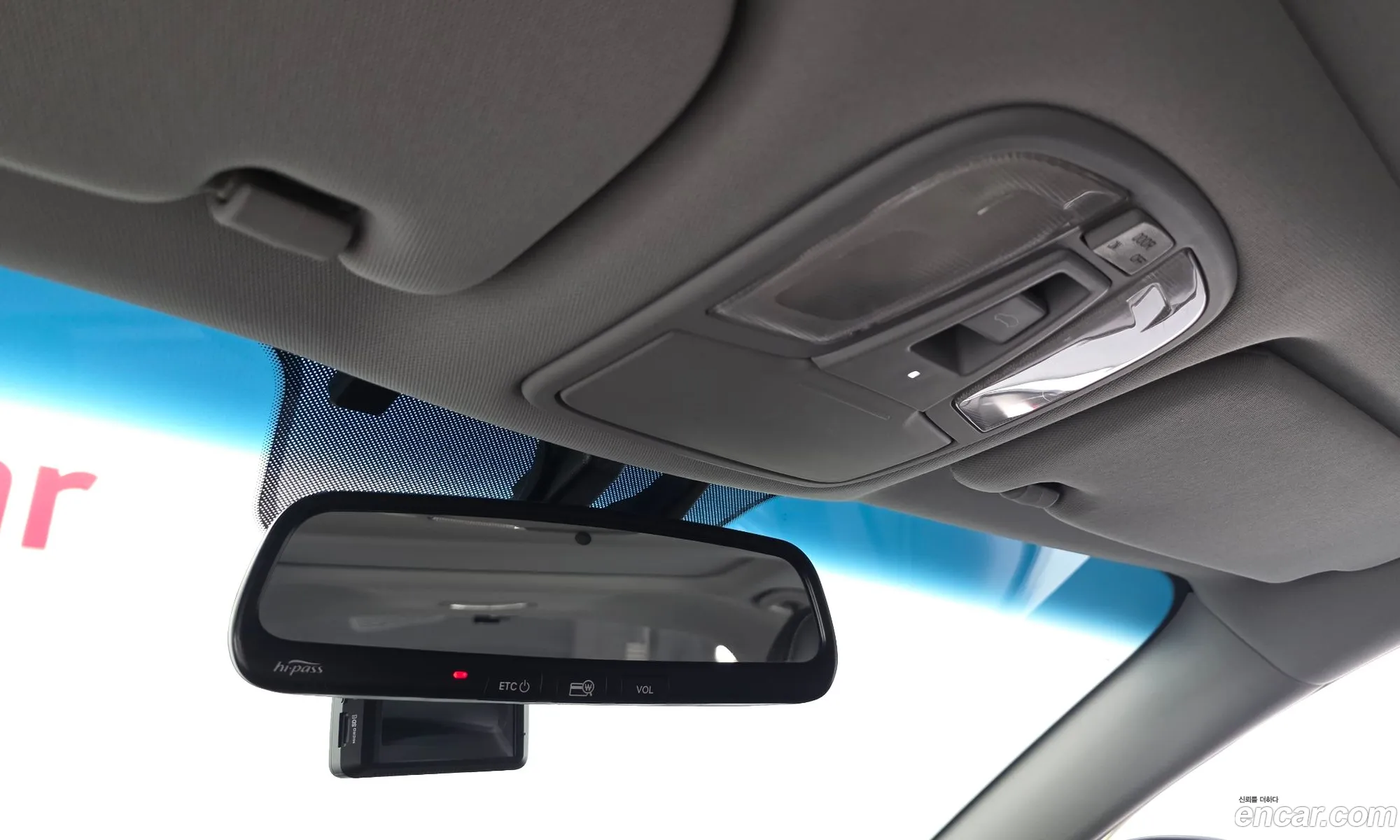 Kia K5 Hybrid 2013 — 32
