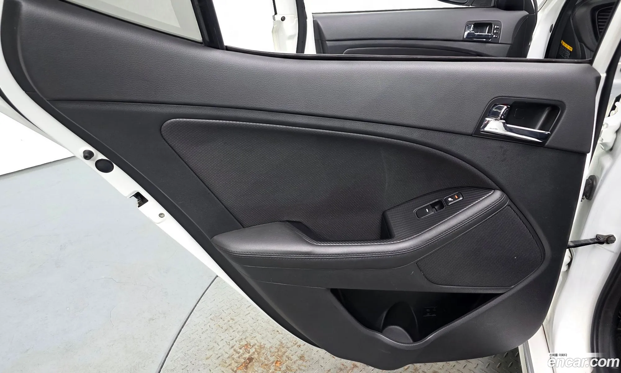 Kia K5 Hybrid 2013 — 13