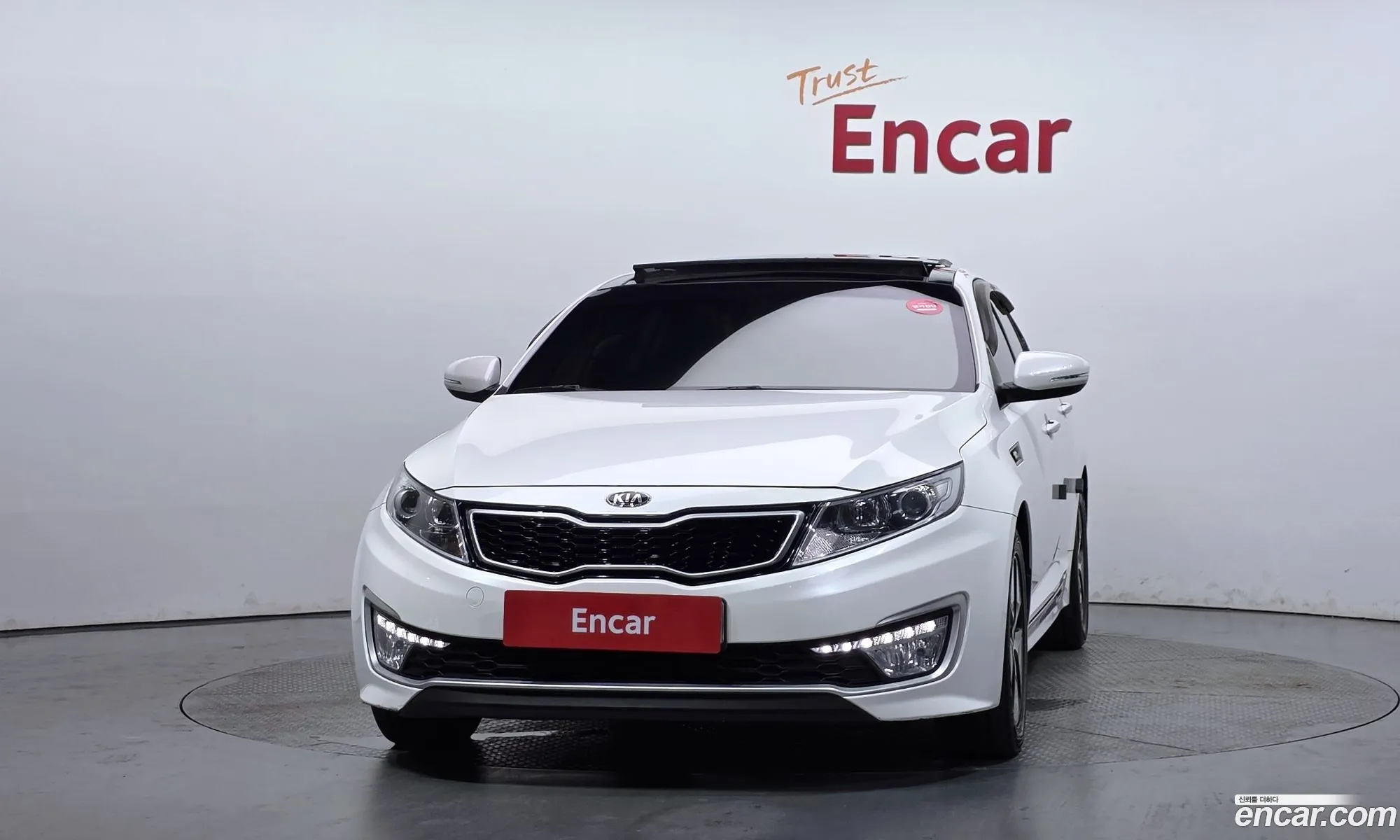 Kia K5 Hybrid 2013 — 31