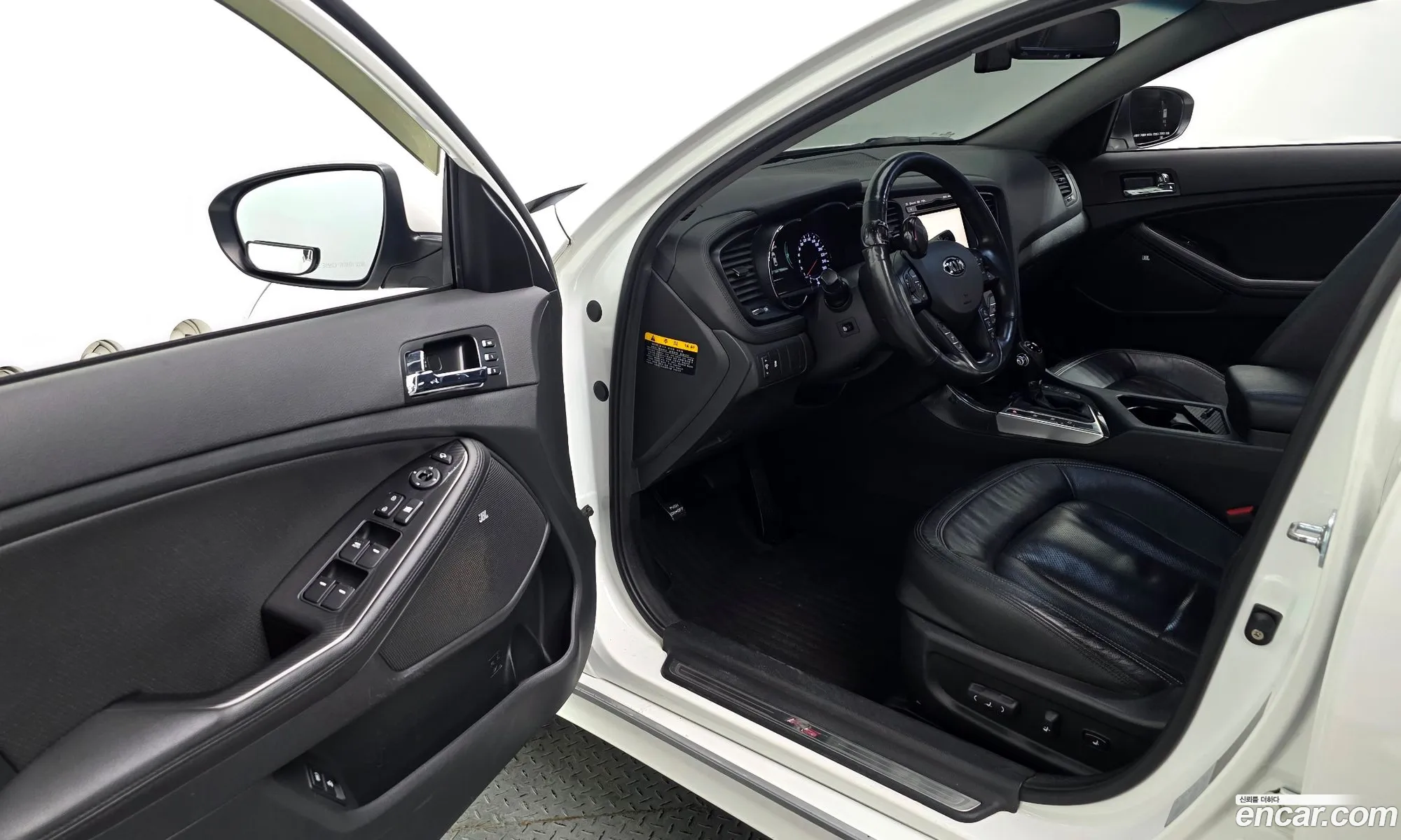 Kia K5 Hybrid 2013 — 16