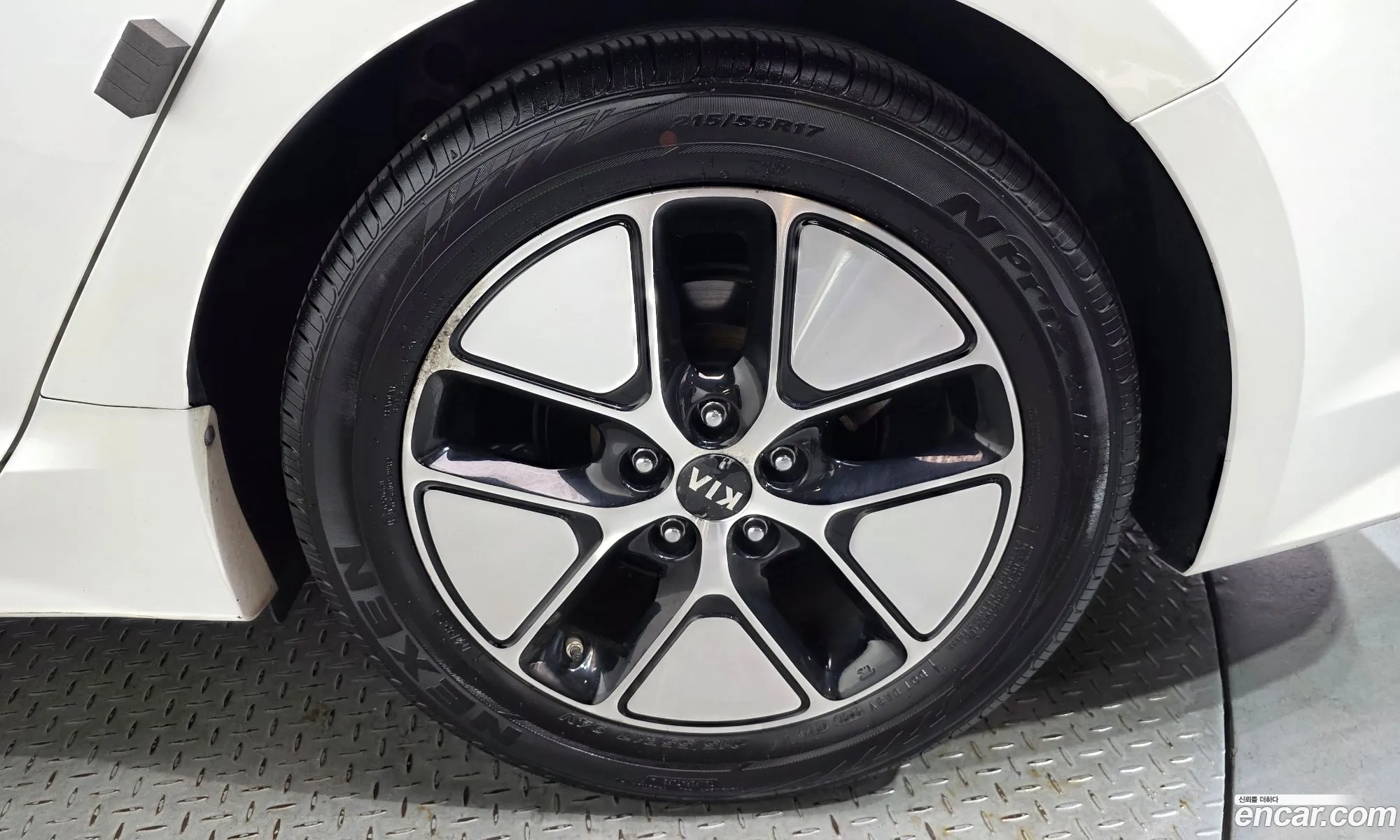 Kia K5 Hybrid 2013 — 25