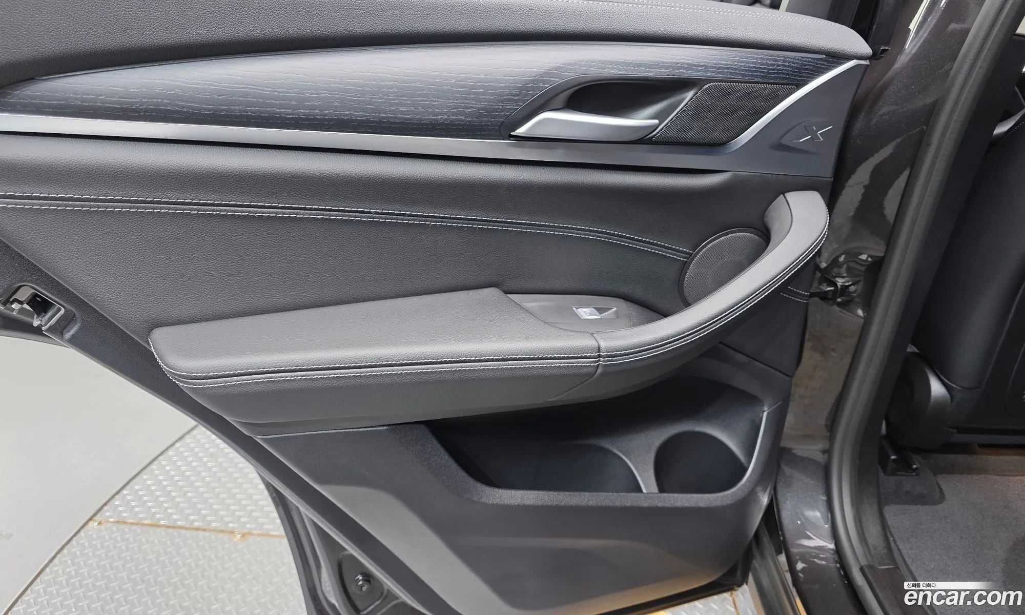 BMW X4 2025 — 36