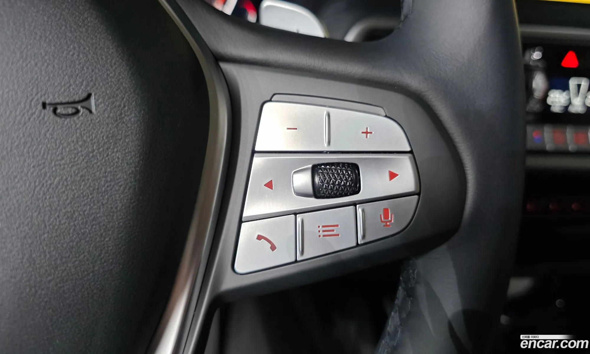 BMW X4 2025 — 24