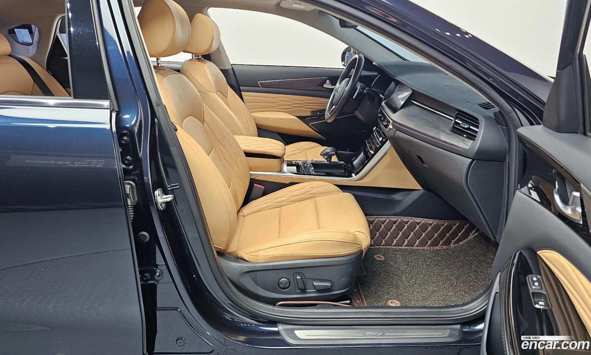 Kia K7 Premier 2019 — 17