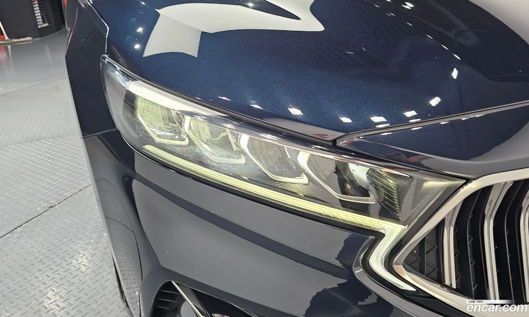 Kia K7 Premier 2019 — 25