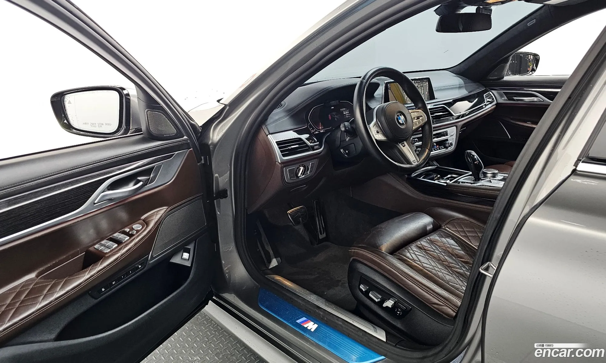 BMW 7 Series 2021 — 17