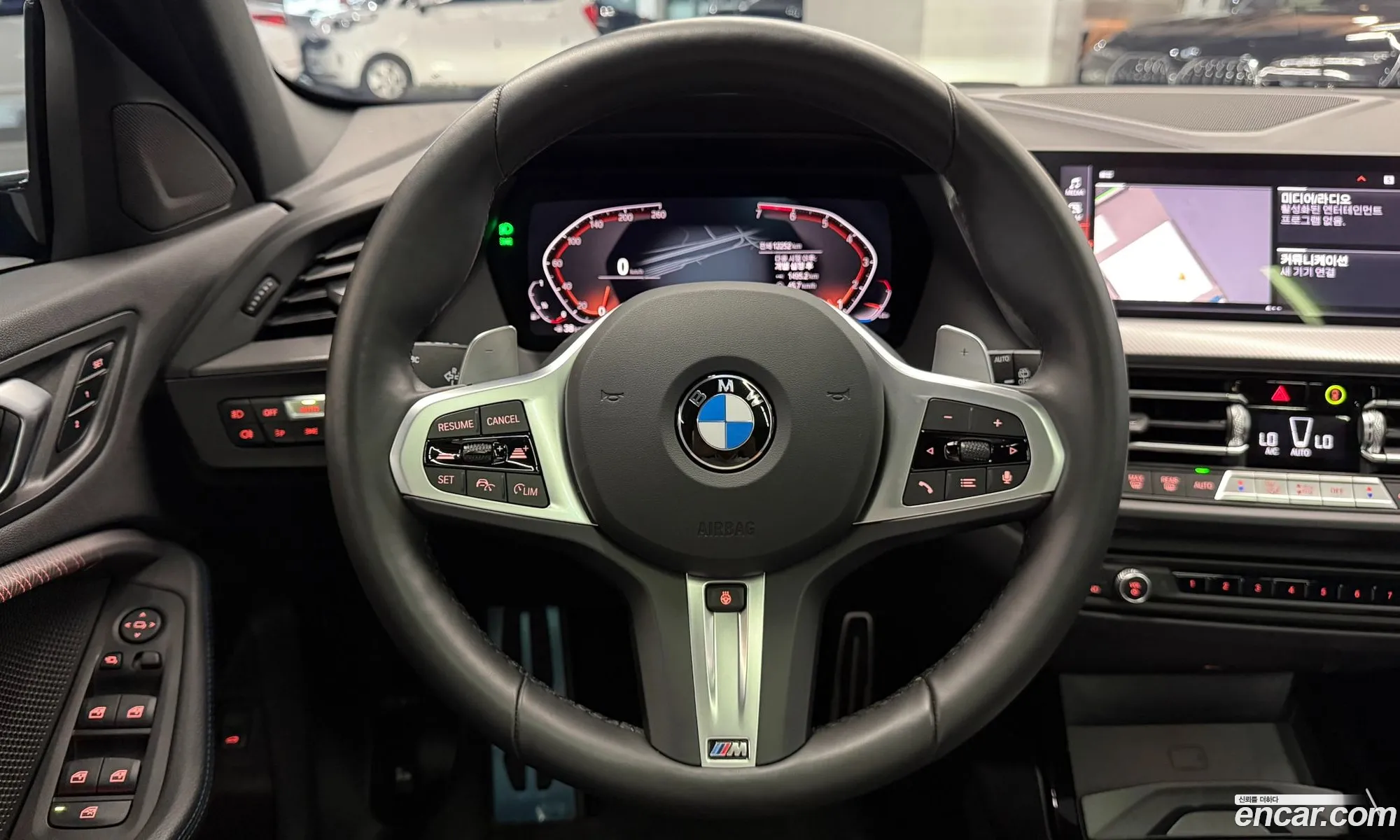 BMW 1 Series 2024 — 16