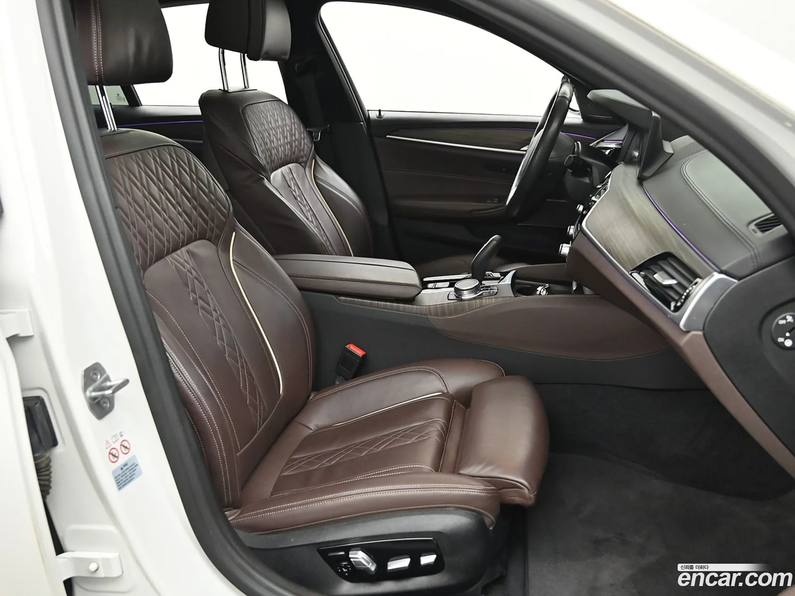 BMW 5 Series 2020 — 8