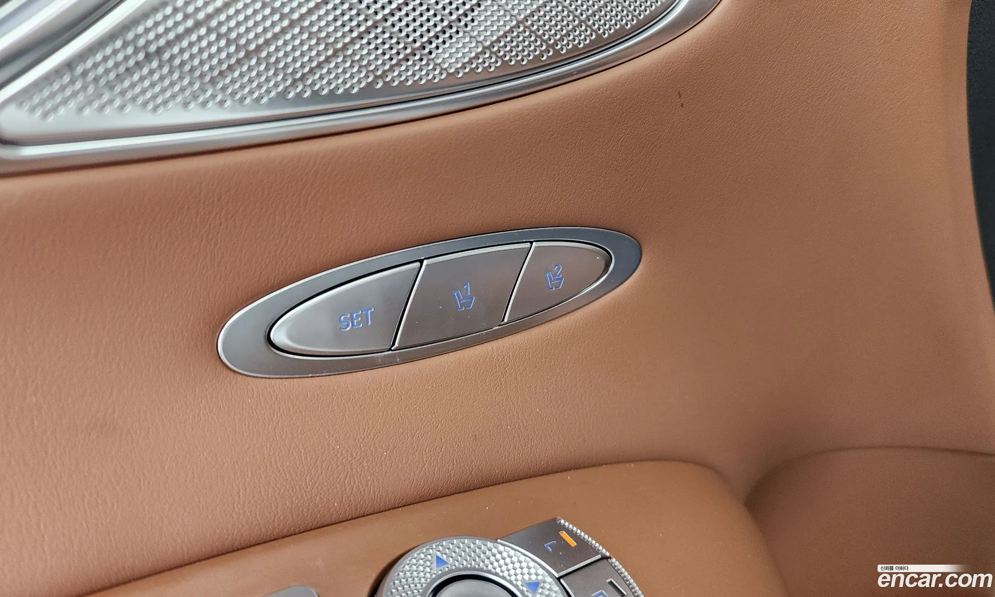 Genesis GV70 2023 — 33