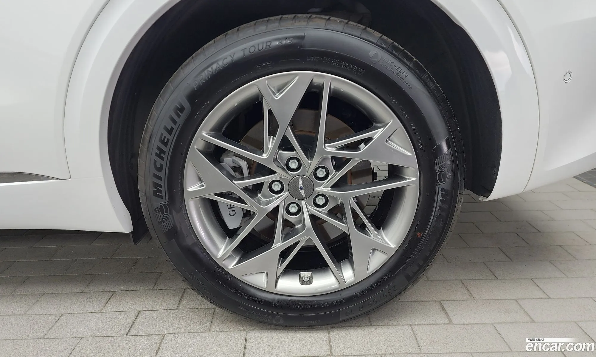 Genesis GV70 2023 — 6