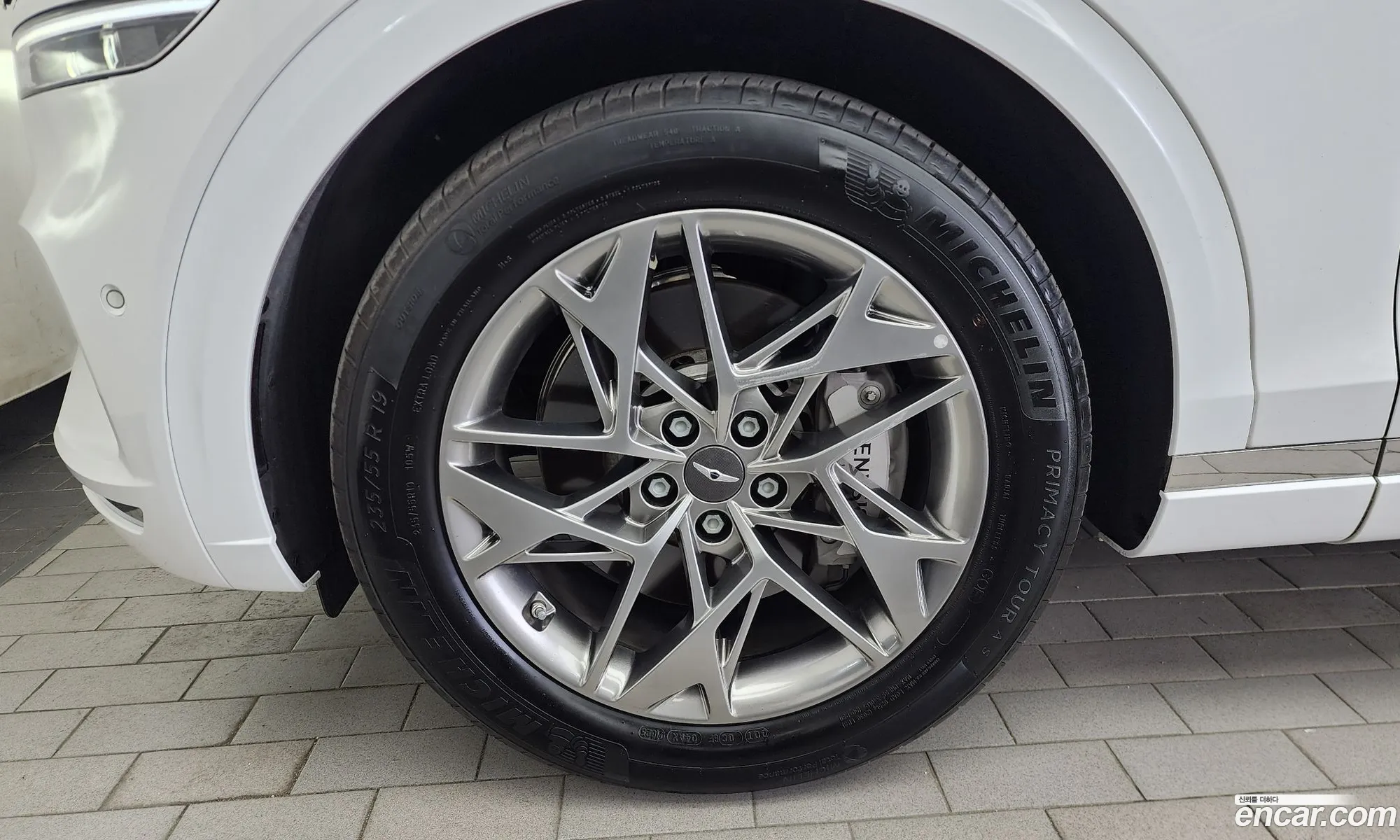Genesis GV70 2023 — 10