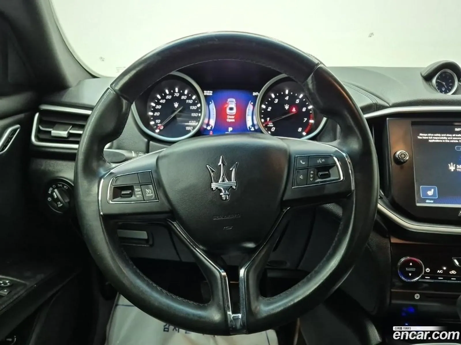 Maserati Ghibli 2016 — 10