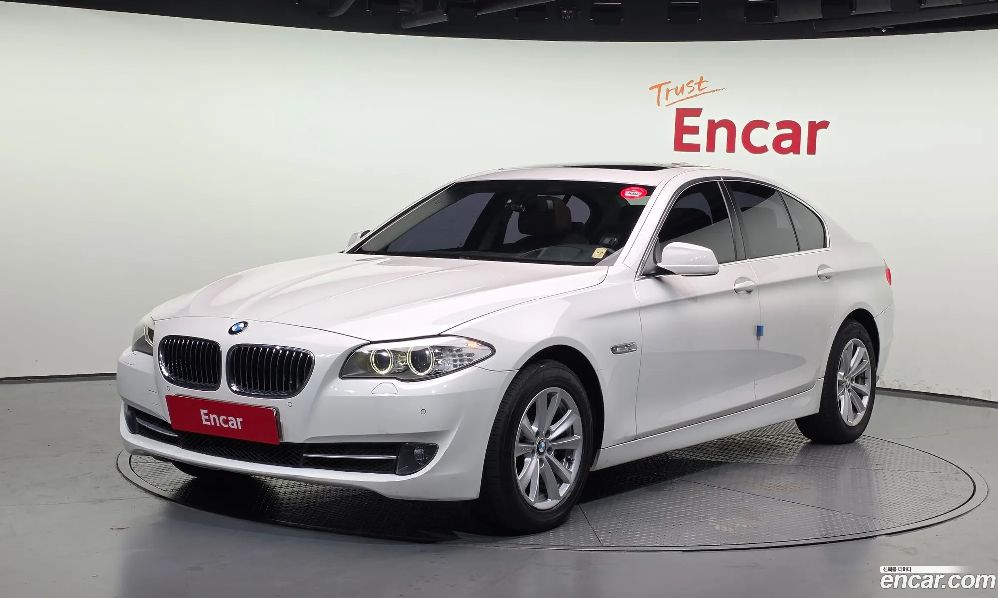 BMW 5 Series 2012 — 18