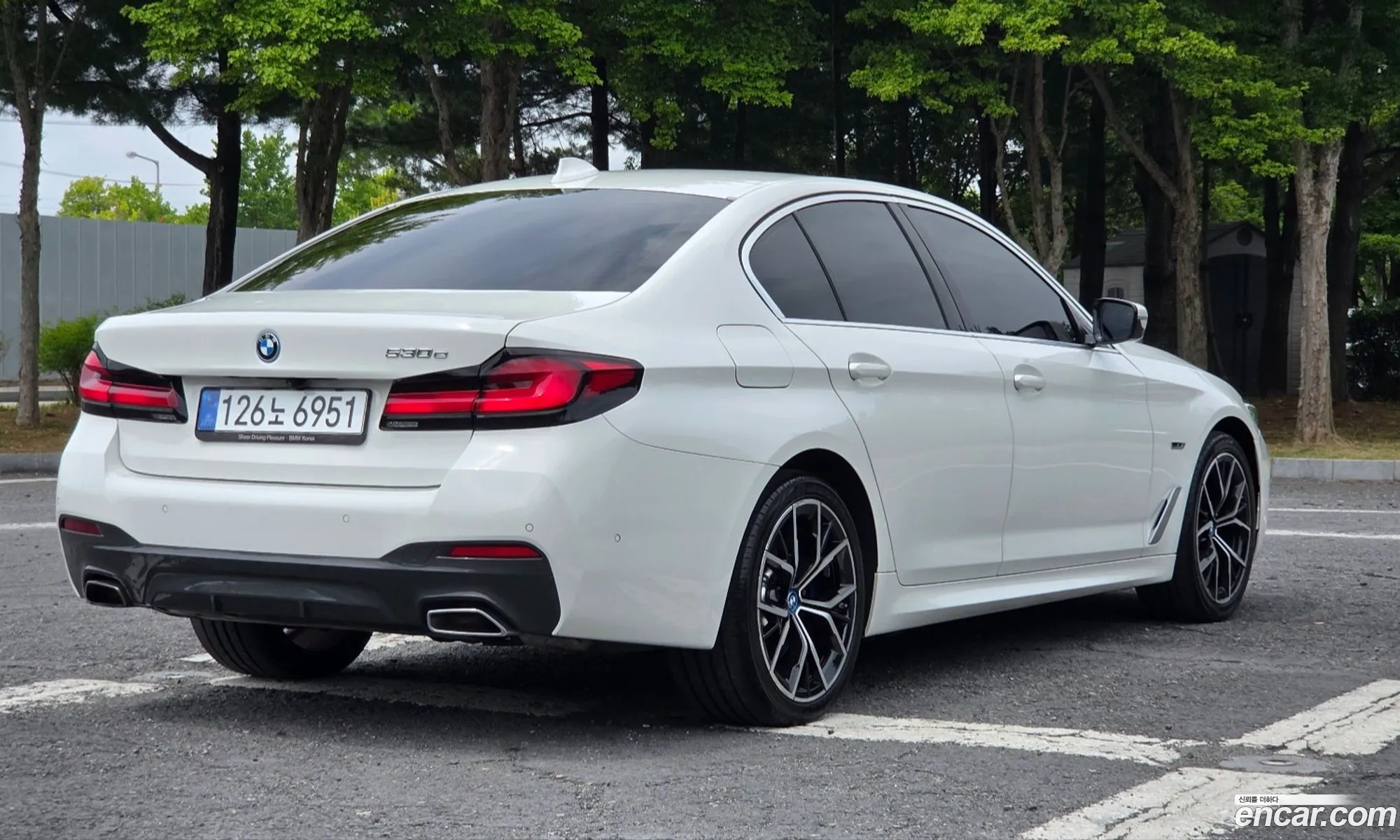 BMW 5 Series 2022 — 13