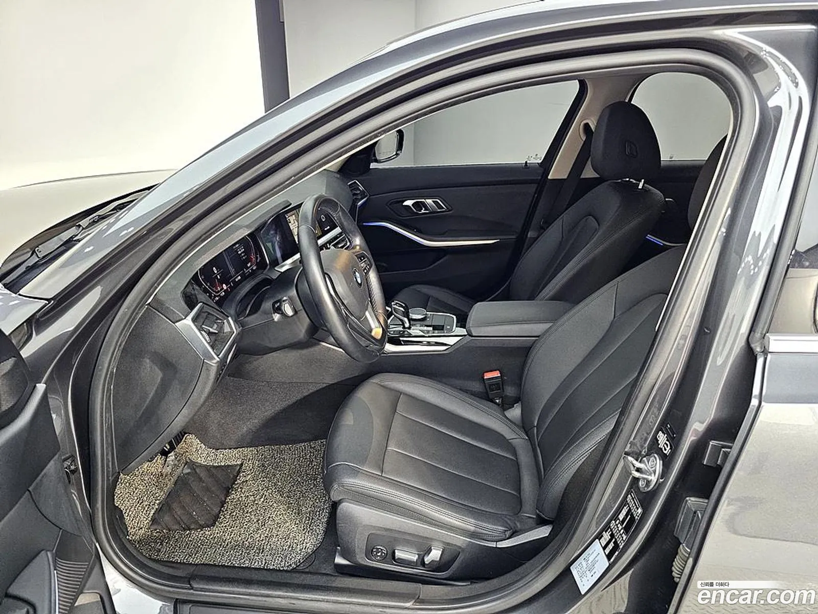 BMW 3 Series 2019 — 17