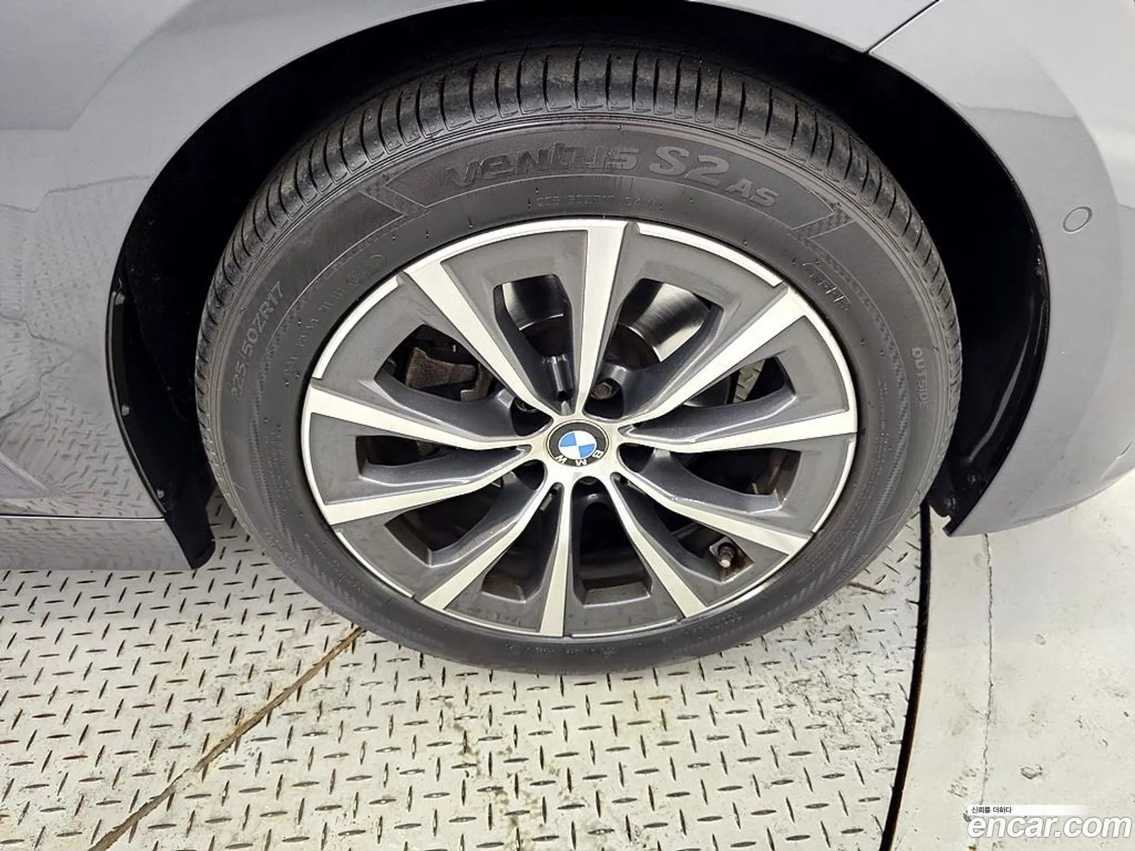 BMW 3 Series 2019 — 5