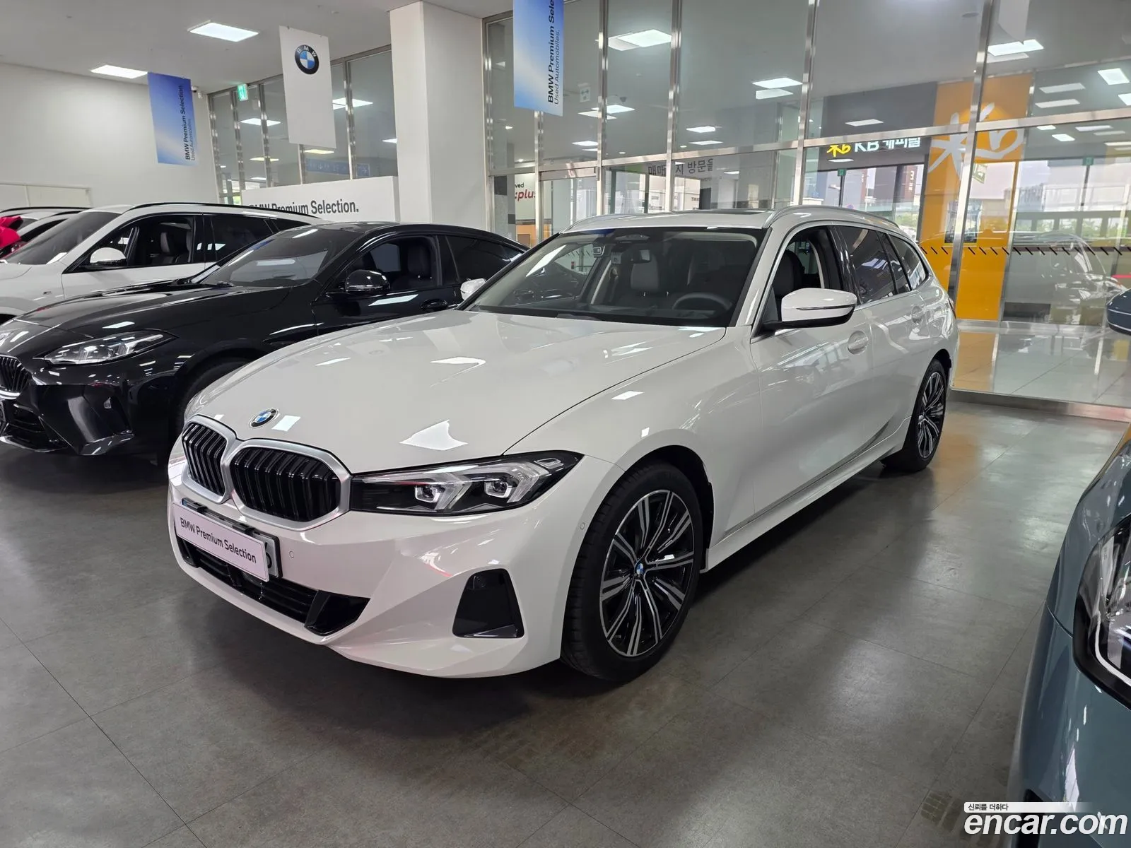 BMW 3 Series 2025 — 18