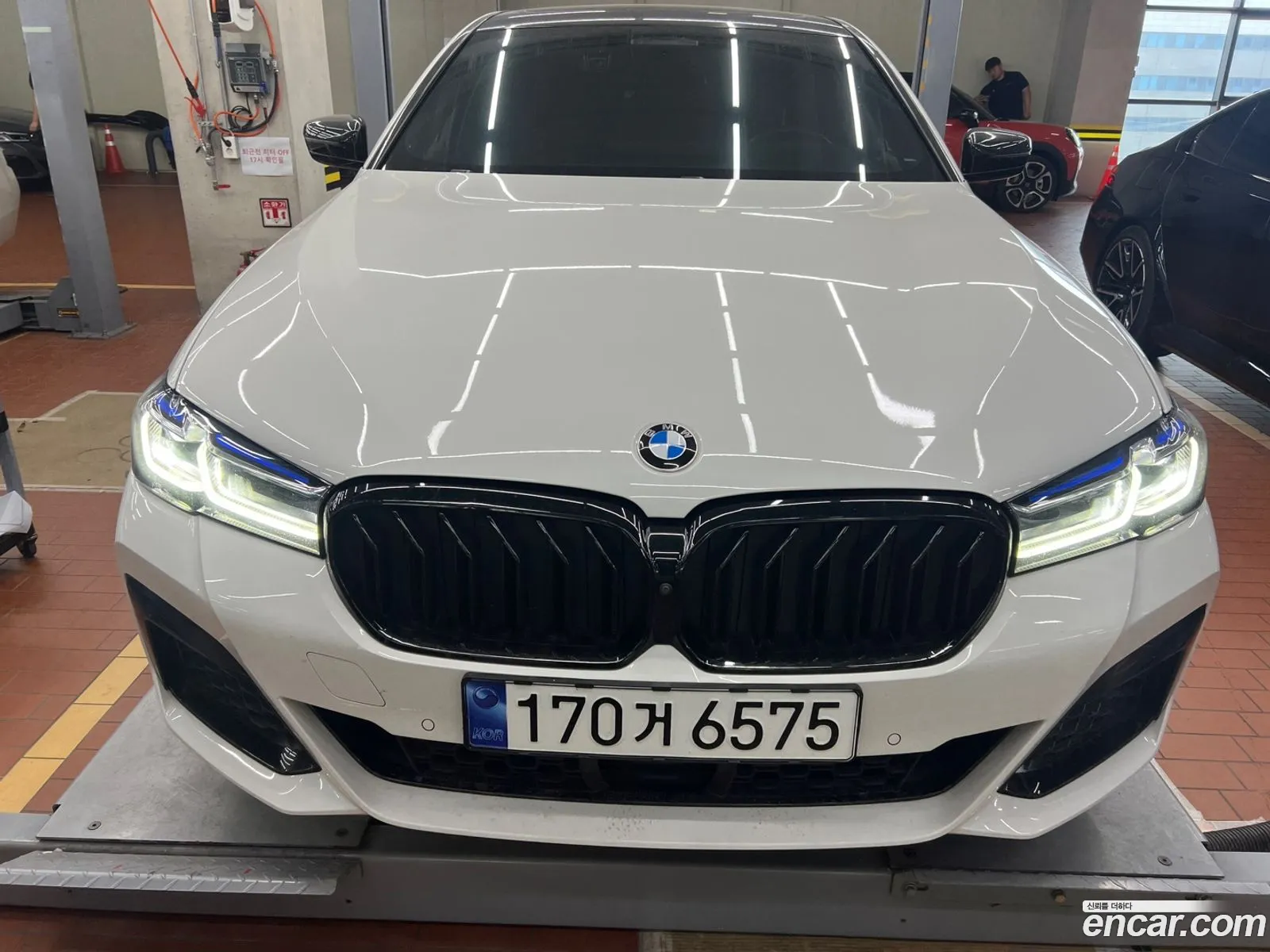 BMW 5 Series 2023 — 6