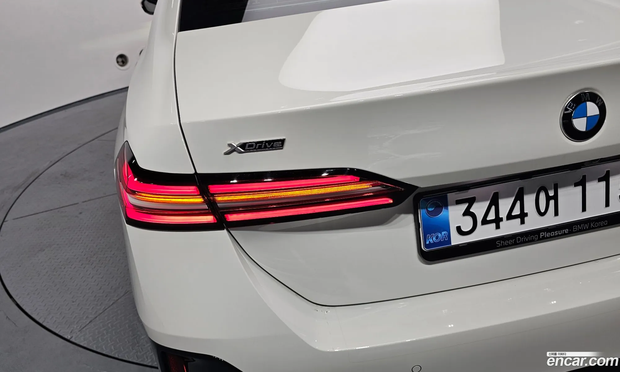BMW 5 Series 2025 — 12