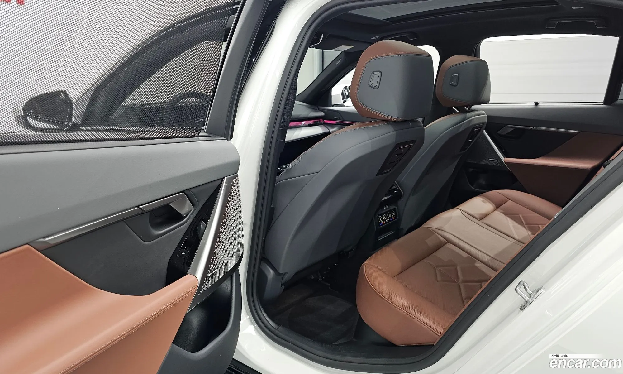BMW 5 Series 2025 — 9