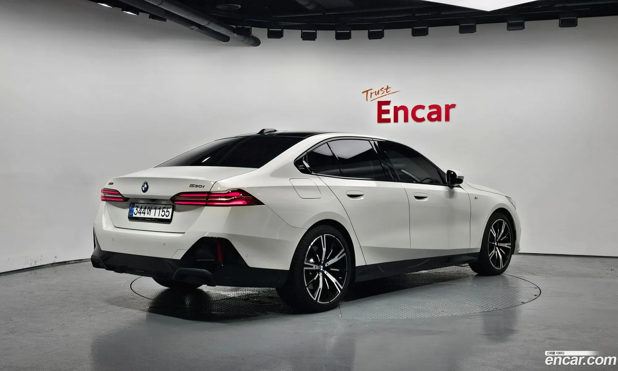 BMW 5 Series 2025 — 20