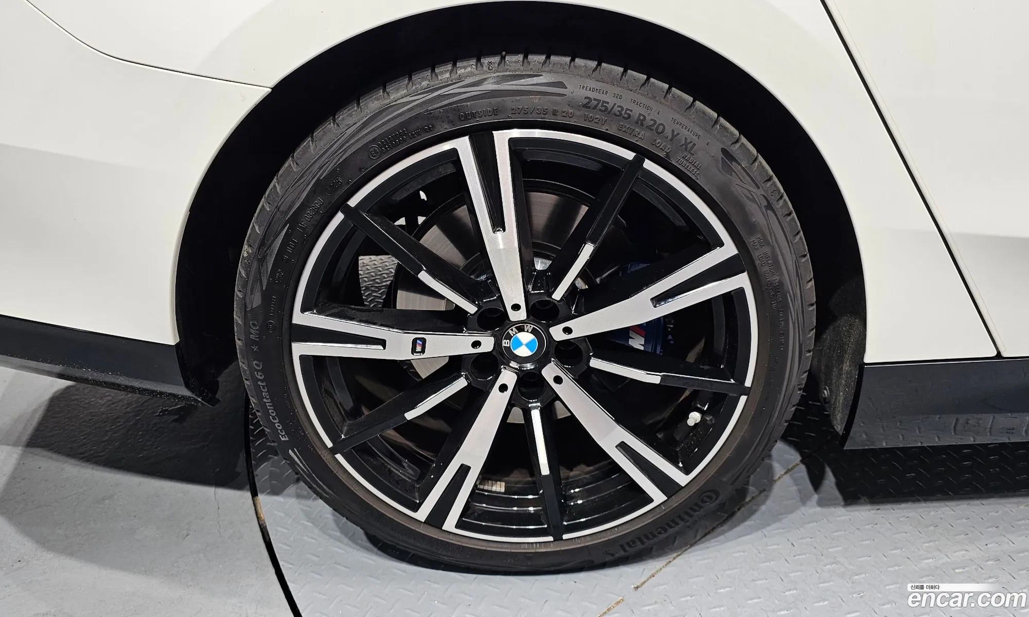 BMW 5 Series 2025 — 5
