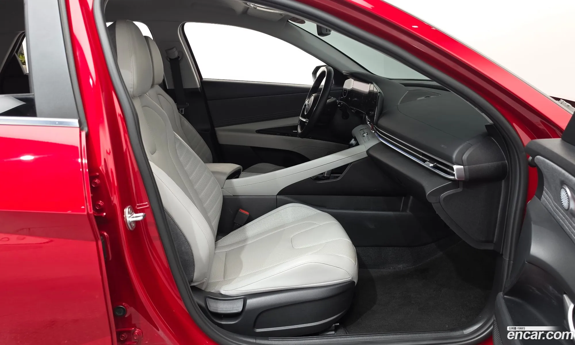 Hyundai Elantra 2021 — 18