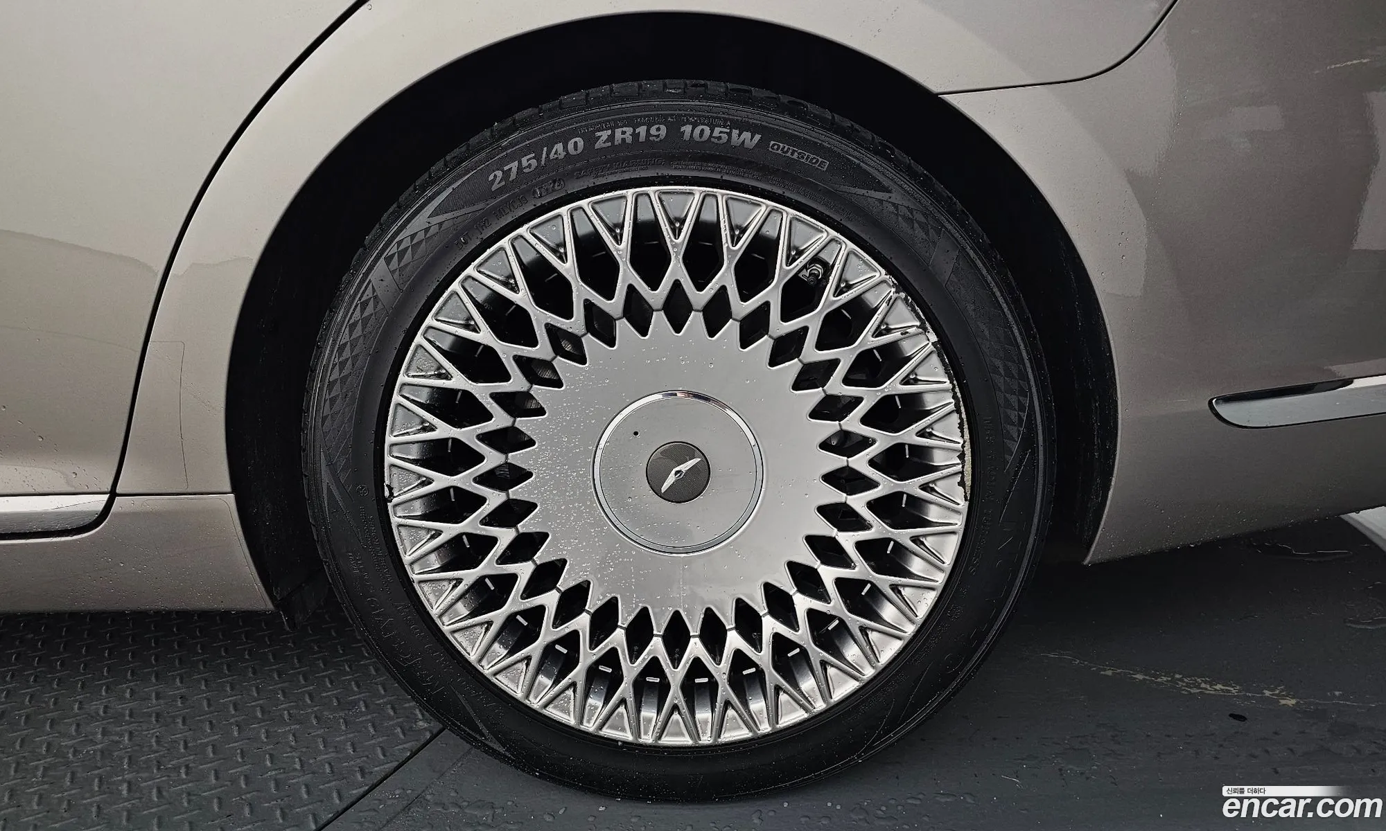 Genesis G90 2020 — 16