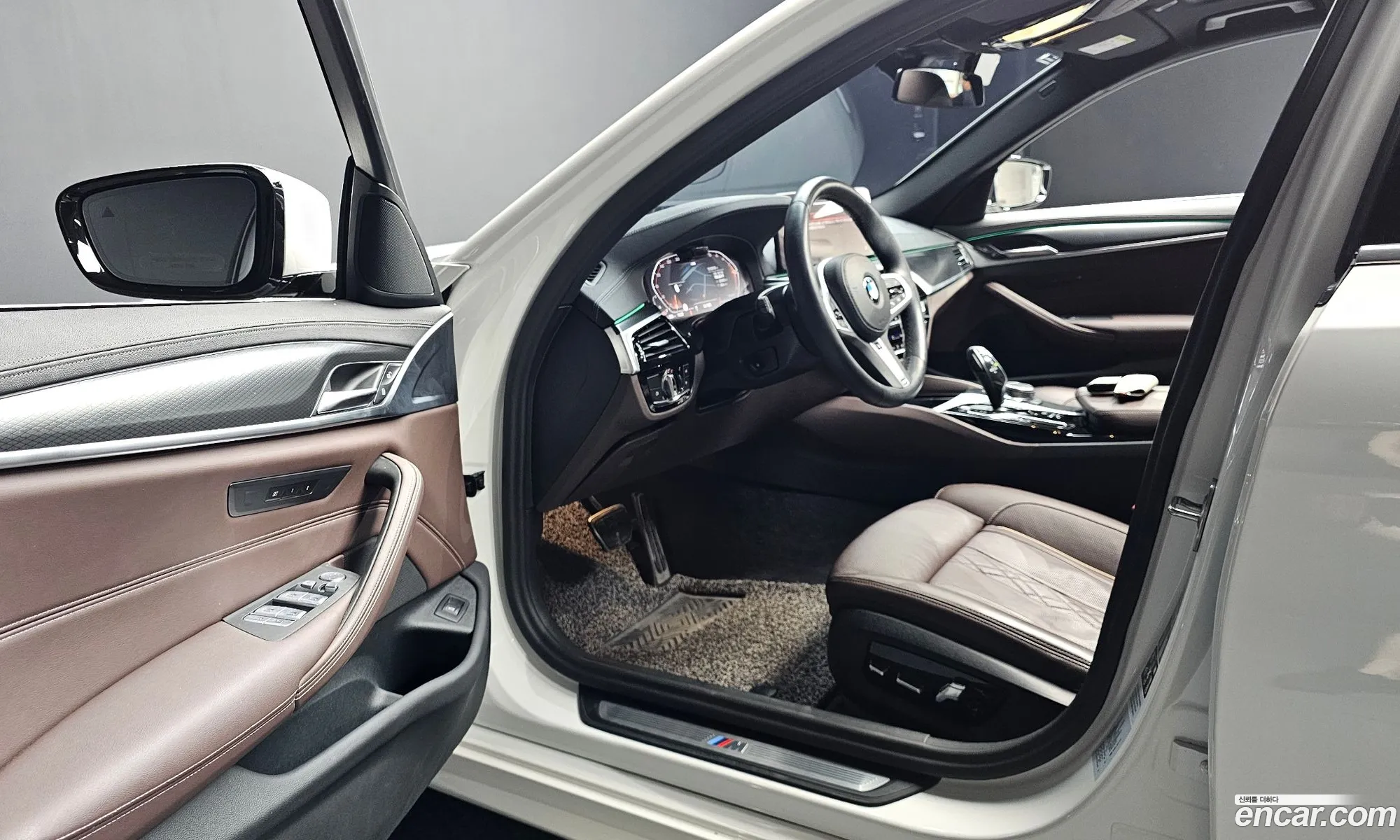 BMW 5 Series 2023 — 2