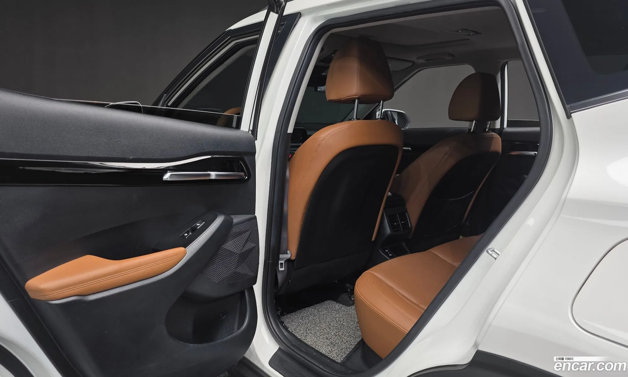 Kia Seltos 2022 — 18