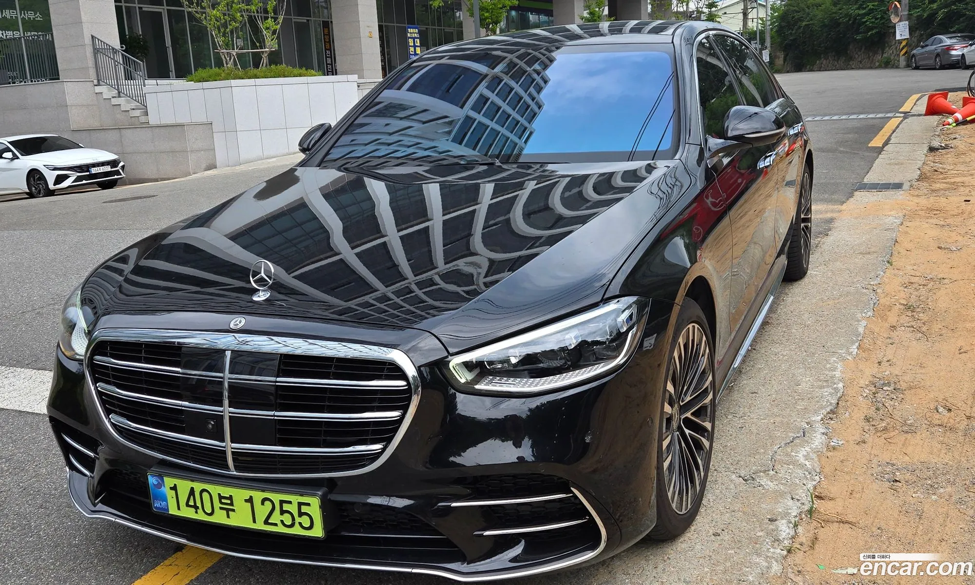 Mercedes-Benz S-Class W223 2025 — 5