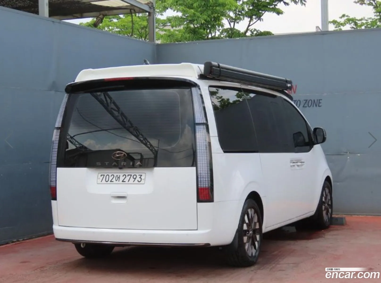 Hyundai Staria 2024 — 7