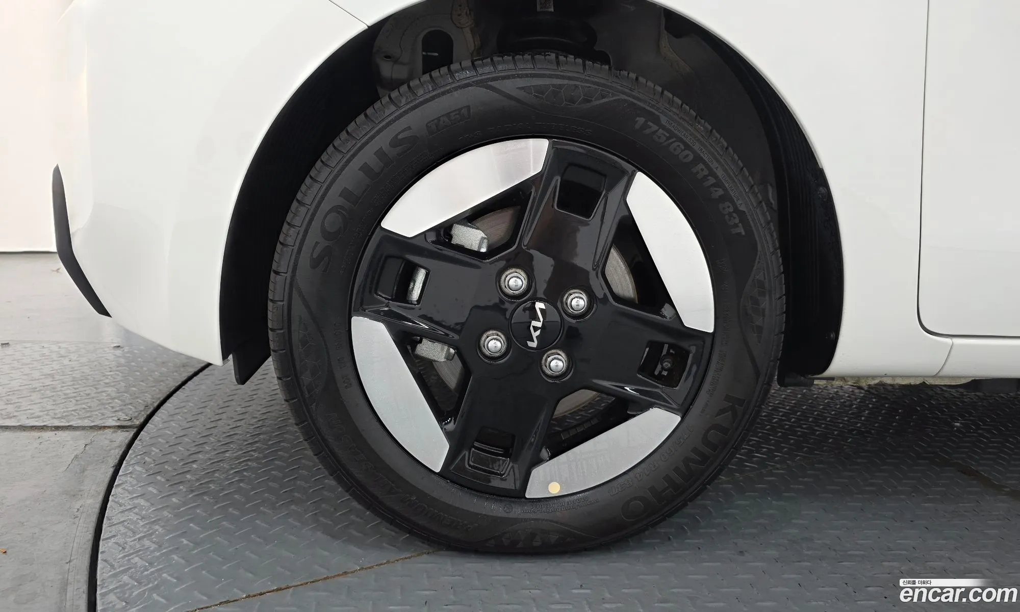 Kia Kia Ray EV 2024 — 20