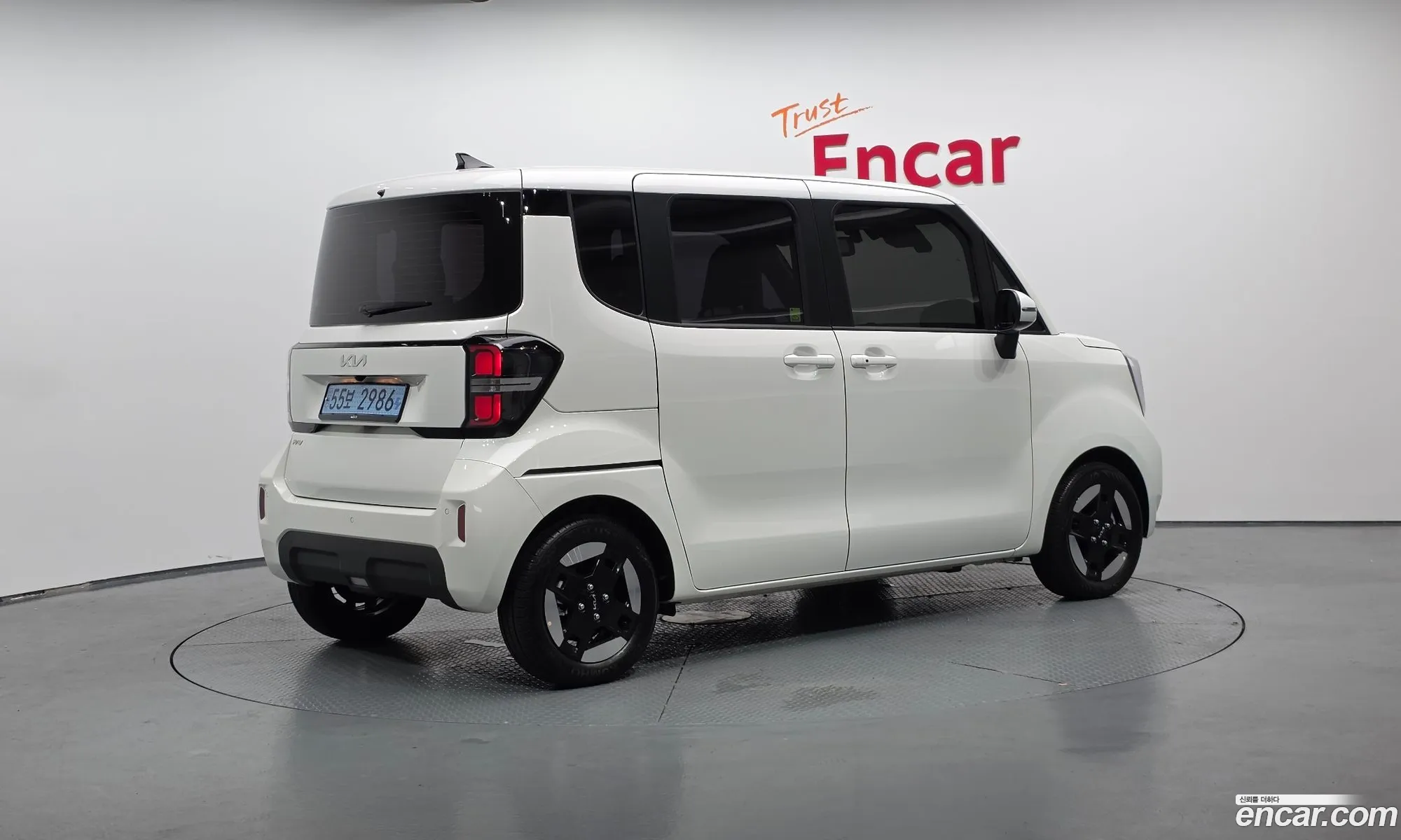 Kia Kia Ray EV 2024 — 24
