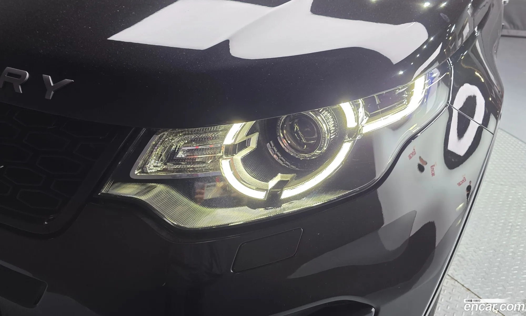 Land Rover Discovery Sport 2018 — 28