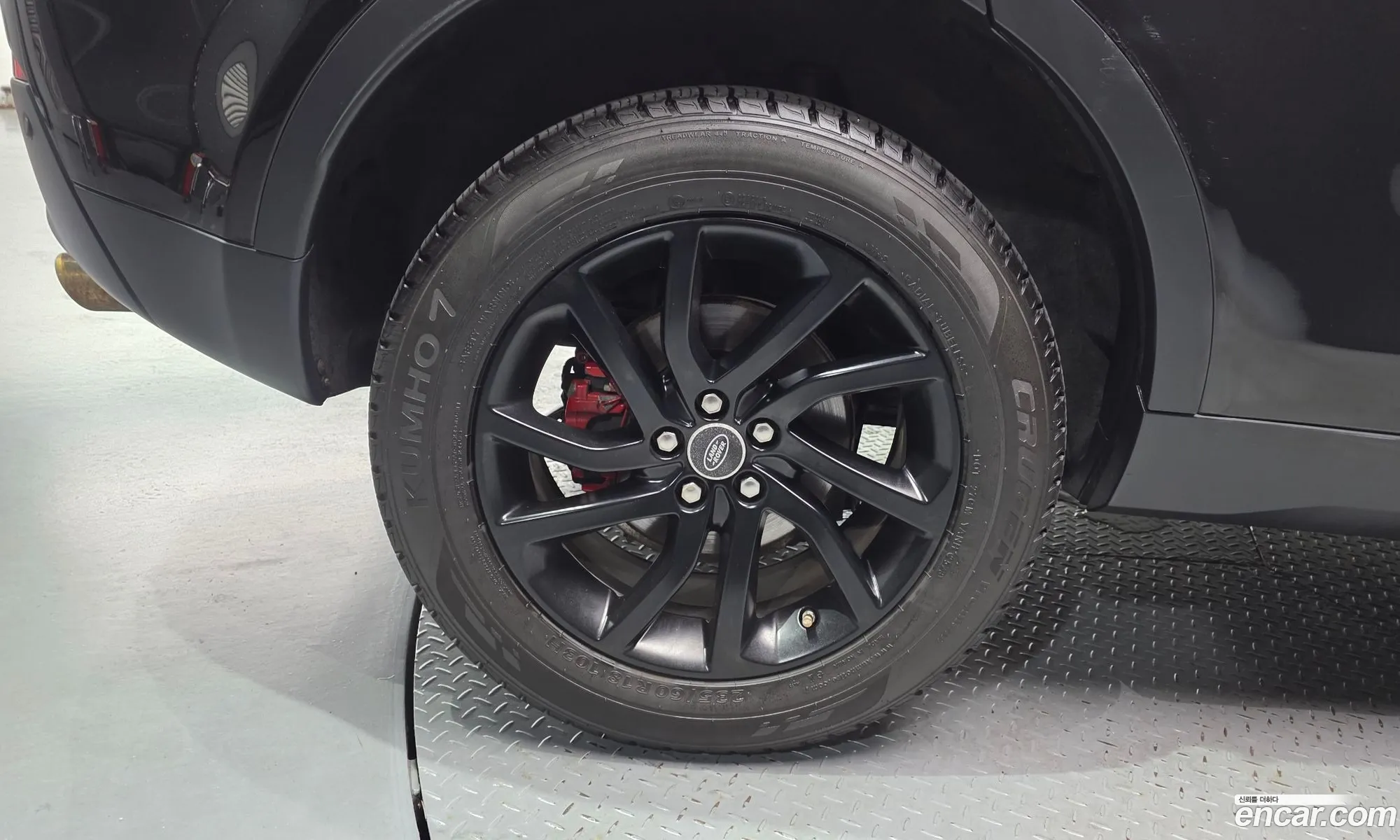 Land Rover Discovery Sport 2018 — 17
