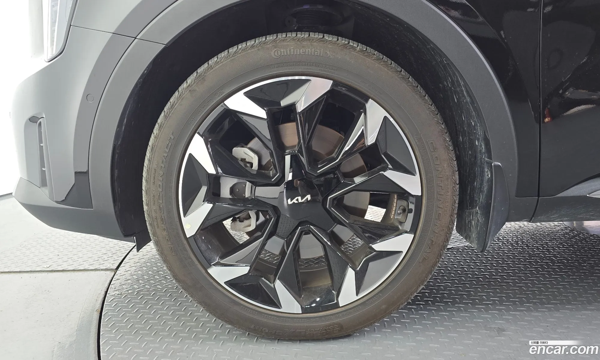 Kia Sorento 2025 — 16