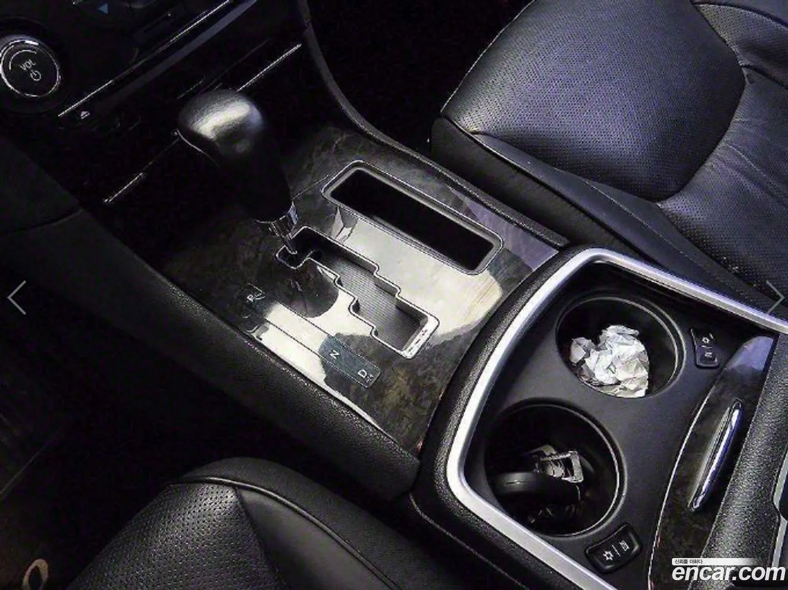 Chrysler 300C 2011 — 9