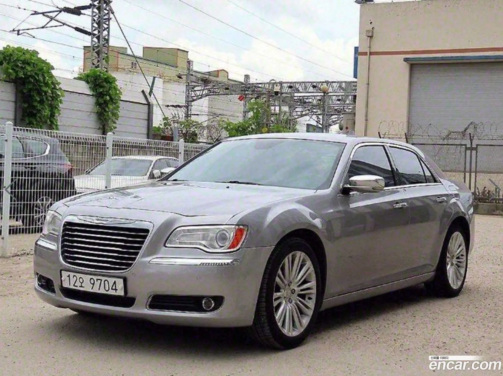 Chrysler 300C 2011 — 10