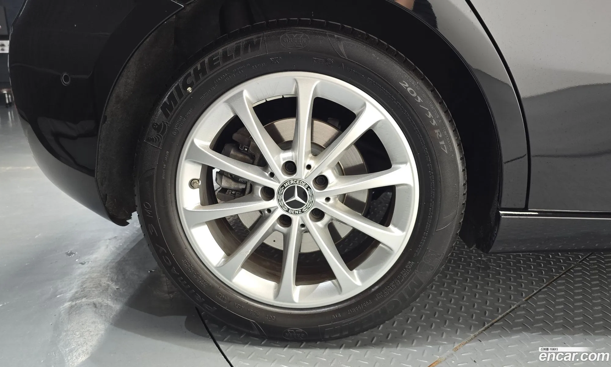 Mercedes-Benz A-Class W177 2019 — 30