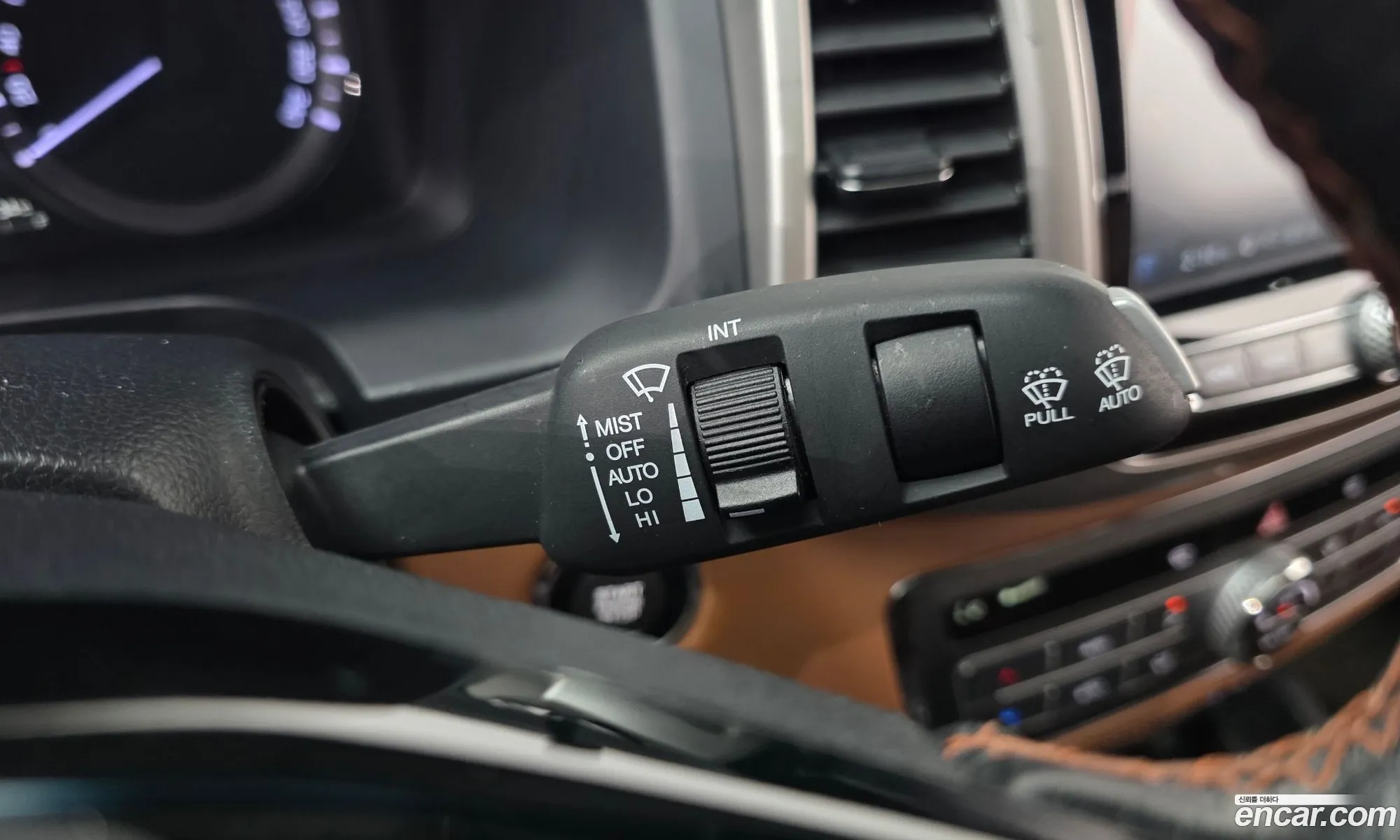 KG Mobility (SsangYong) Rexton Sports Khan 2019 — 18