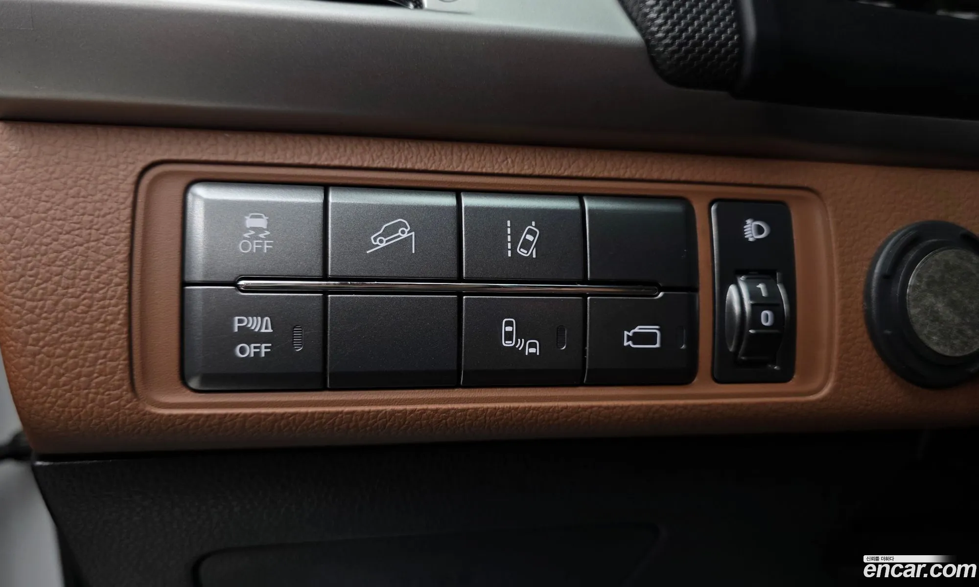 KG Mobility (SsangYong) Rexton Sports Khan 2019 — 14