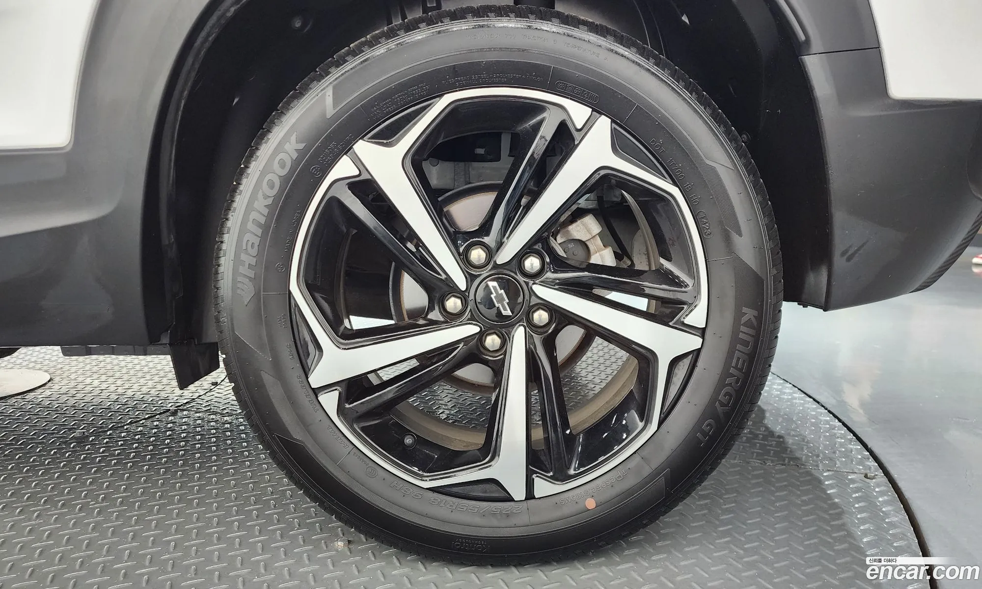 Chevrolet (GM Daewoo) Trailblazer 2023 — 14