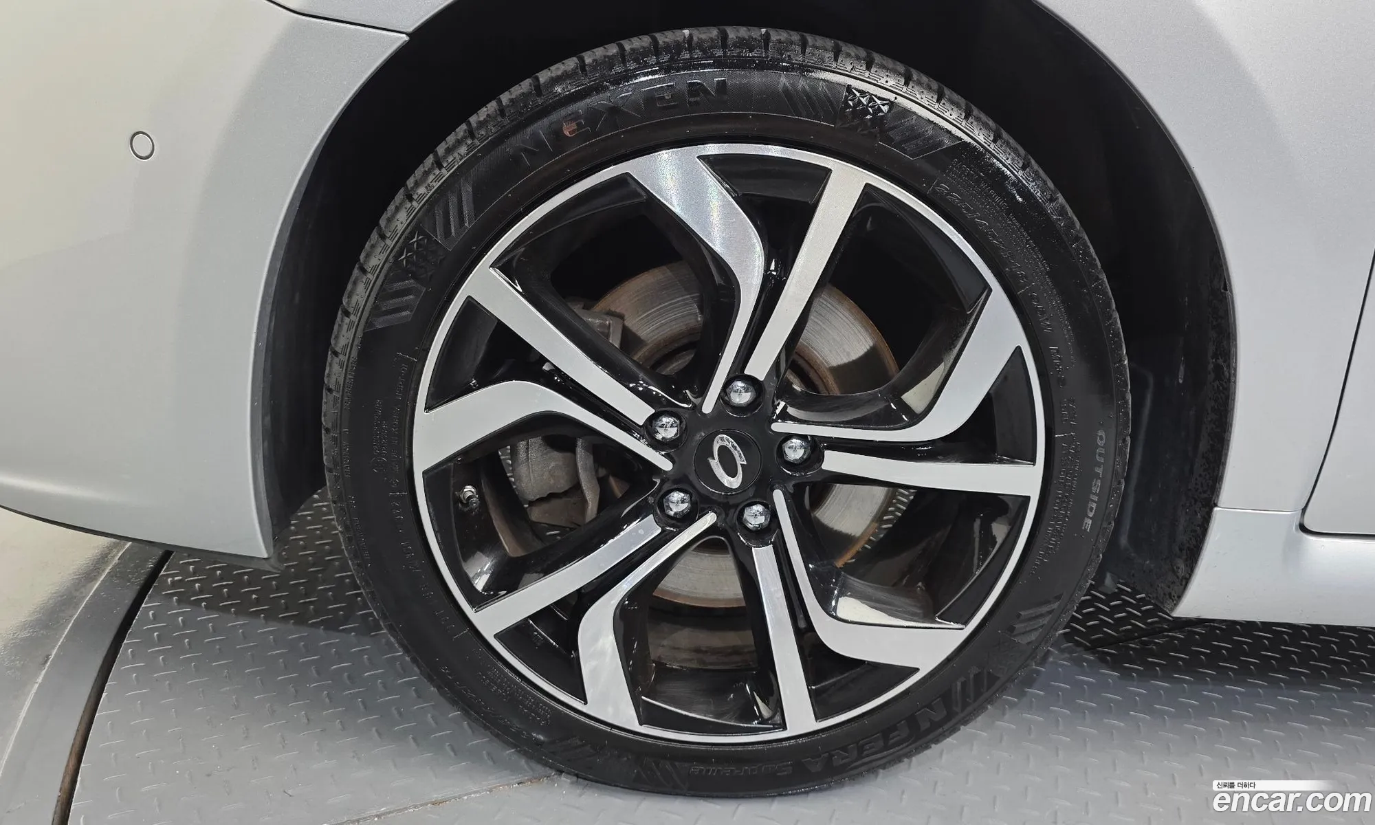 Renault Korea (Samsung) SM7 Nova 2015 — 4