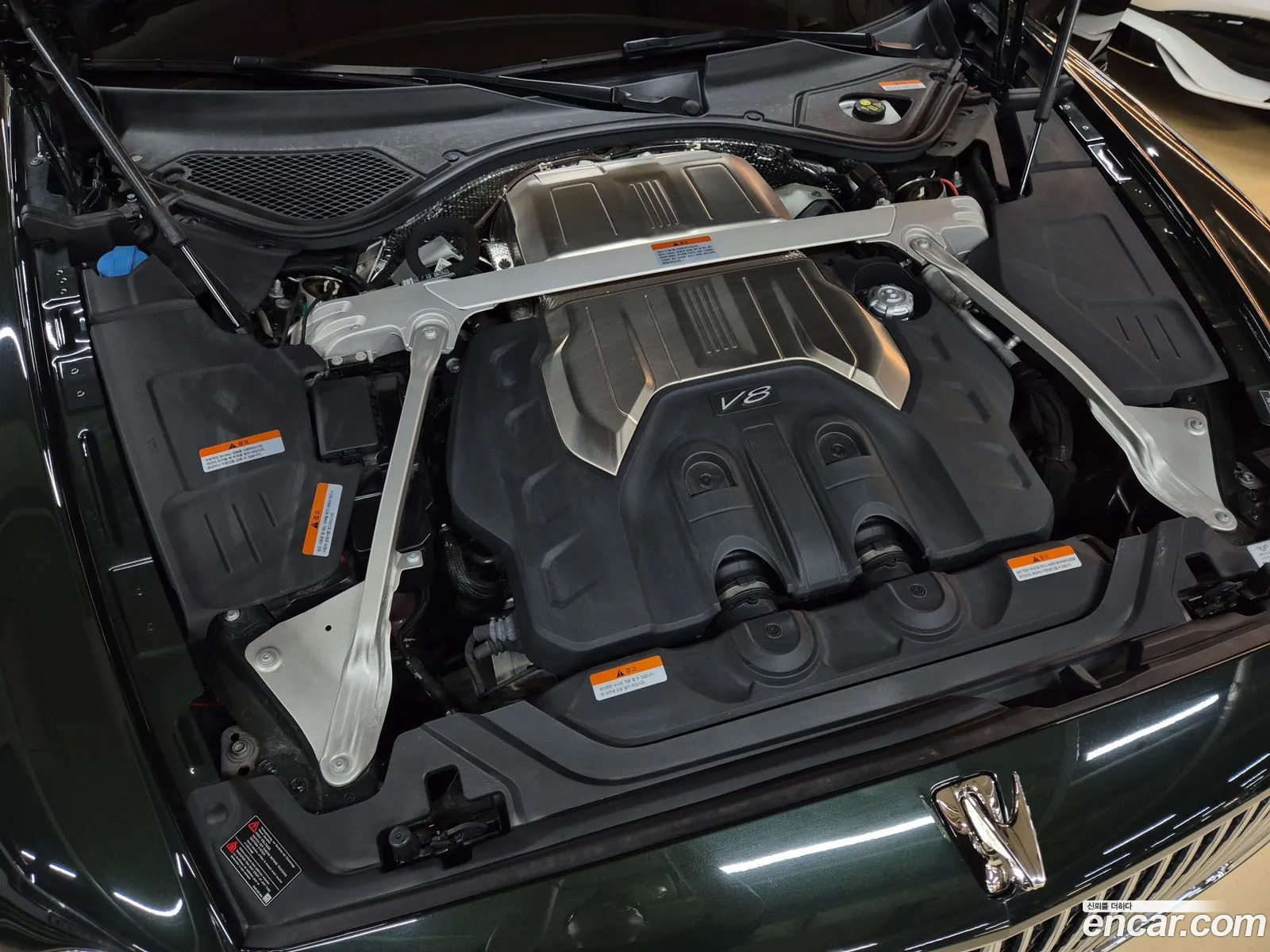 Bentley Flying Spur 2024 — 6